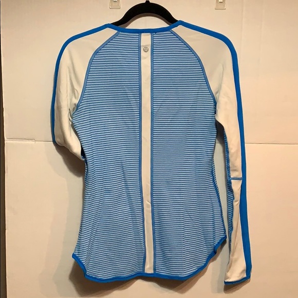 reversible runder under lululemon running top - Picture 7 of 8